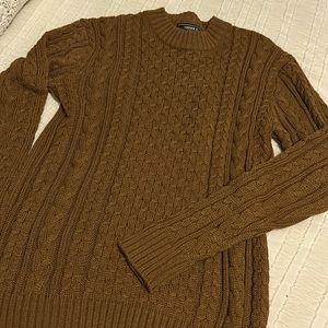 Men’s cable knit sweater